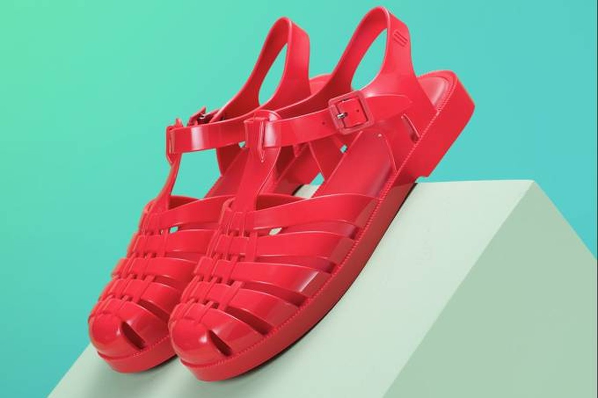 Grendene registra queda de 38% no lucro do 3º trimestre Lucro da Grendene cai 38% no 3º trimestre, para R$ 138,5 milhões | Empresas