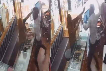 Ahmedabad Jeweller Slaps Woman Over 15 Times After She Tries To Attack With Chilli Powder: ‘Kind Of Equality...’ | Video | Viral News