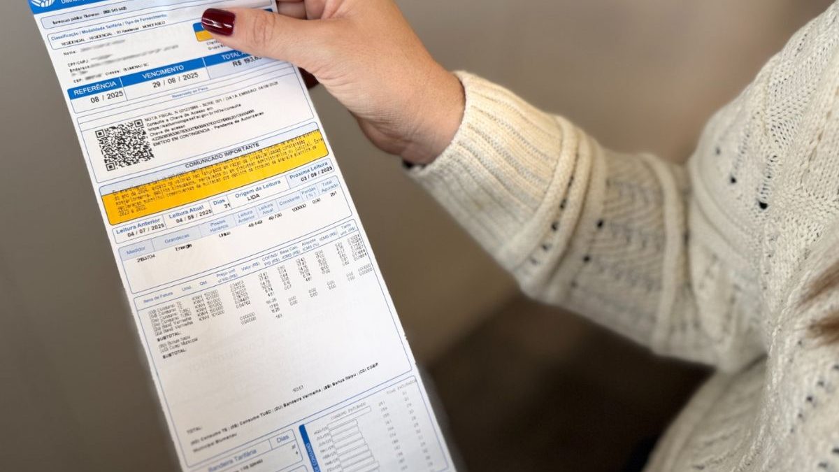 Celesc começa operações em Santa Catarina Celesc inicia operação em SC