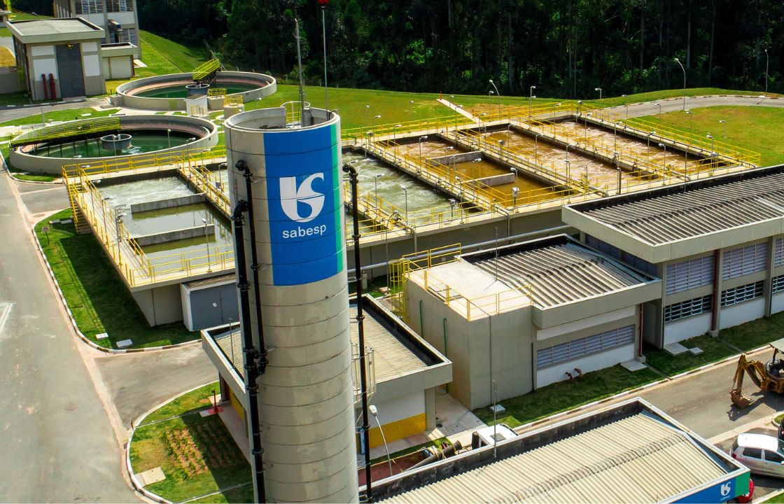 Sabesp apresenta primeira revisão tarifária pós-privatização Sabesp encaminha 1ª revisão tarifária desde privatização e analistas reforçam compra