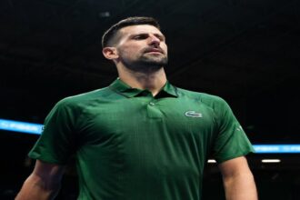 Lorenzo Musetti desafia Novak Djokovic por vaga no ATP Finals