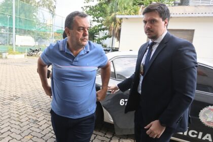 Vereador preso negociou apoio político e apoio a barricadas, diz polícia Vereador preso em operação contra o TCP negociou nomeações em troca de apoio político e ofereceu suporte para construção de barricadas, segundo polícia