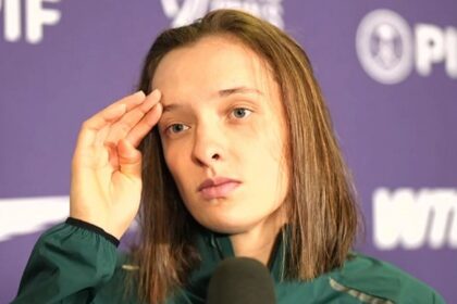 Iga Świątek enfrenta dificuldades em torneios de tênis Iga Świątek rozsypuje się na oczach świata! Czas powiedzieć prawdę Tenis