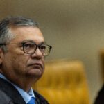 Dino critica 'grave afronta' ao STF em investigação de emendas Dino aponta 'grave afronta' ao STF em nova decisão que manda investigar suspeitas de irregularidades em emendas