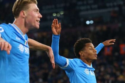 Onde ver, escalações e árbitros da partida onde assistir, escalações e arbitragem