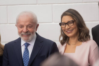 SBT News, canal de notícias em nome do pai - 17/12/2025 - Maurício Stycer