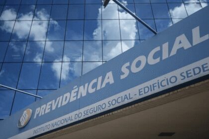 Justiça libera R$ 2,3 bilhões em atrasados a segurados do INSS