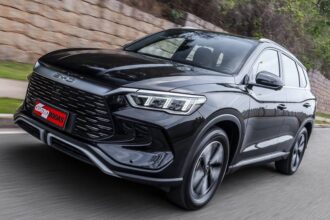 BYD Song Pro 2026 fica mais seguro para manter distância do Corolla Cross