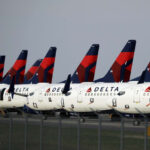Atraso em voos da Delta no Aeroporto Metropolitano de Detroit Ground delay issued for Delta flights at Detroit Metro Airport