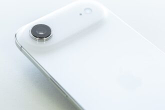 Apple não vai se livrar do iPhone Air e lançamento deve acontecer no segundo semestre de 2026