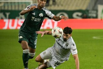 Em busca de camisa 10, Grêmio sonda jogador formado na base