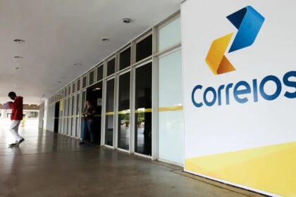 Correios analisam empréstimo de até R$ 12 bilhões