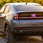 Fiat Fastback 2027: nova geração se prepara para lançamento em 2026 Fiat Fastback 2027: nova geração já roda pronta para estreia em 2026