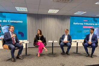 Curso gratuito sobre reforma tributária do consumo está disponível; Comsefaz, Sefaz-CE, FNP e Enap celebram parceria em lançamento