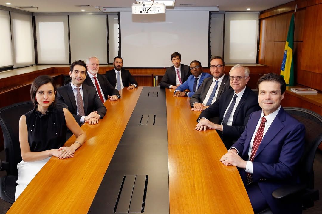 Inflação e Emprego: Oque os BCs Estão Sinalizando?