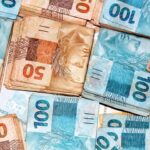 Salário mínimo de 2026 será reajustado para R$ 1.621