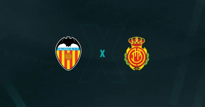 Escudos de Valência e Mallorca, que duelam pela La Liga