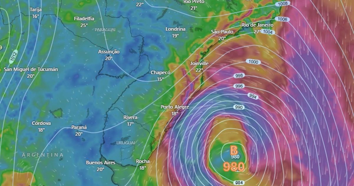 Ciclone extratropical se forma no litoral do RS nesta segunda-feira Ciclone extratropical começa a se formar no litoral do RS nesta segunda (8)