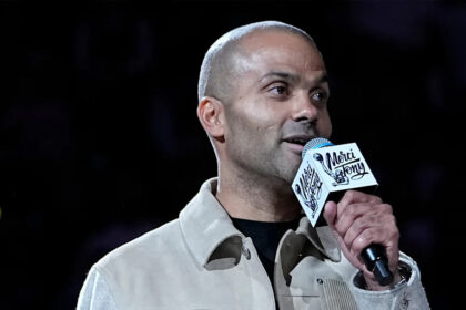 Tony Parker impressiona Stephon Castle e Dylan Harper em evento Download app from appStore