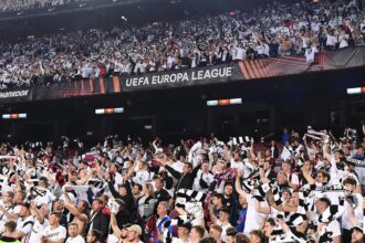 Champions League in Barcelona: Zweifelhafte Ehre für Frankfurt
