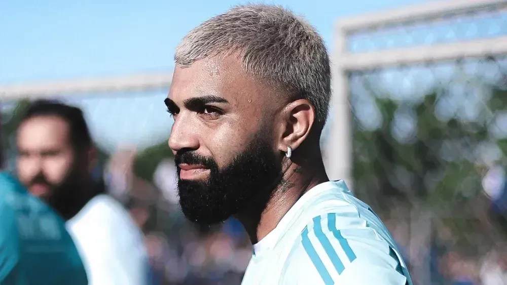 Gabigol não acompanha o Cruzeiro em retorno a BH após eliminação Gabigol não retorna para BH com delegação do Cruzeiro após eliminação