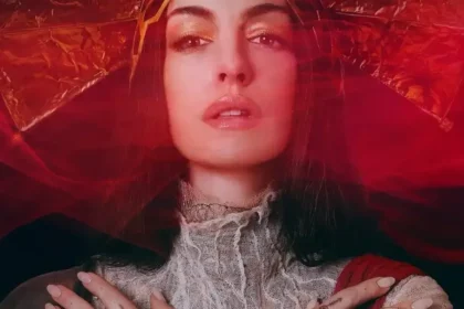 We Finally Get a Trailer for This "Weird, Weird" David Lowery Film