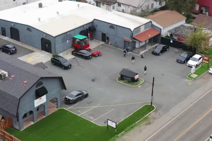 Quatro mortos e 11 feridos em tiroteio em festa de aniversário em Stockton 4 dead, 11 hit in mass shooting at birthday party in Stockton, California