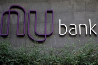 Nubank pretende obter licença bancária no Brasil em 2026