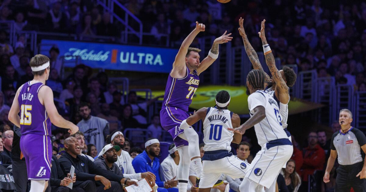 Lakers: situação após 20 jogos e sobra de pizzas 'A lot of slices of pizza left': Where the Lakers stand after 20 games