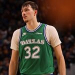 theScore Bet bonus code NPNEWS: Bet $10, get $100 in bonus bets for Mavericks vs. Trail Blazers