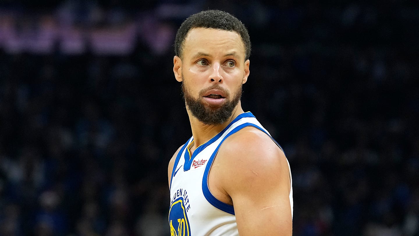 Dallas Mavericks v Golden State Warriors