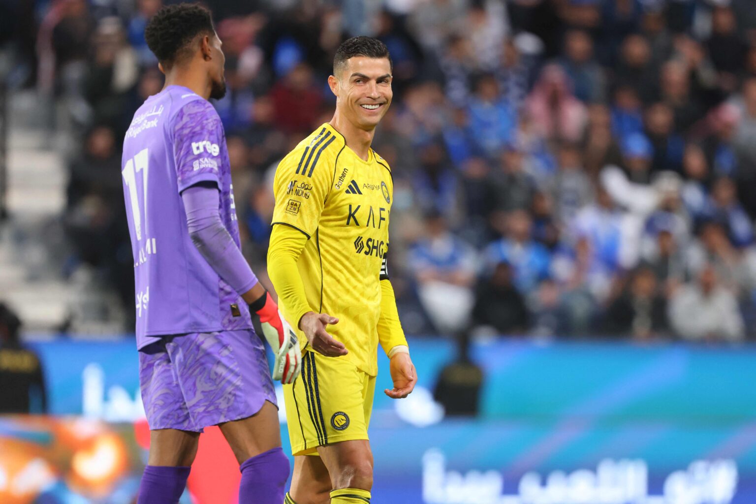 Cristiano Ronaldo dobra ganhos de Messi e é o atleta mais bem pago do mundo; veja ranking