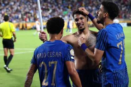 Corinthians tem interesse e abre conversas para contratar atacante Kaio César, do Al Hilal