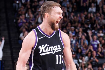Kings' Domantas Sabonis returns after 27-game absence