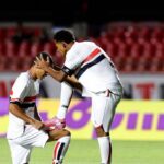 São Paulo dá show no Morumbis, elimina 'sensação' Ibrachina e vai em busca do bi da Copinha contra Cruzeiro