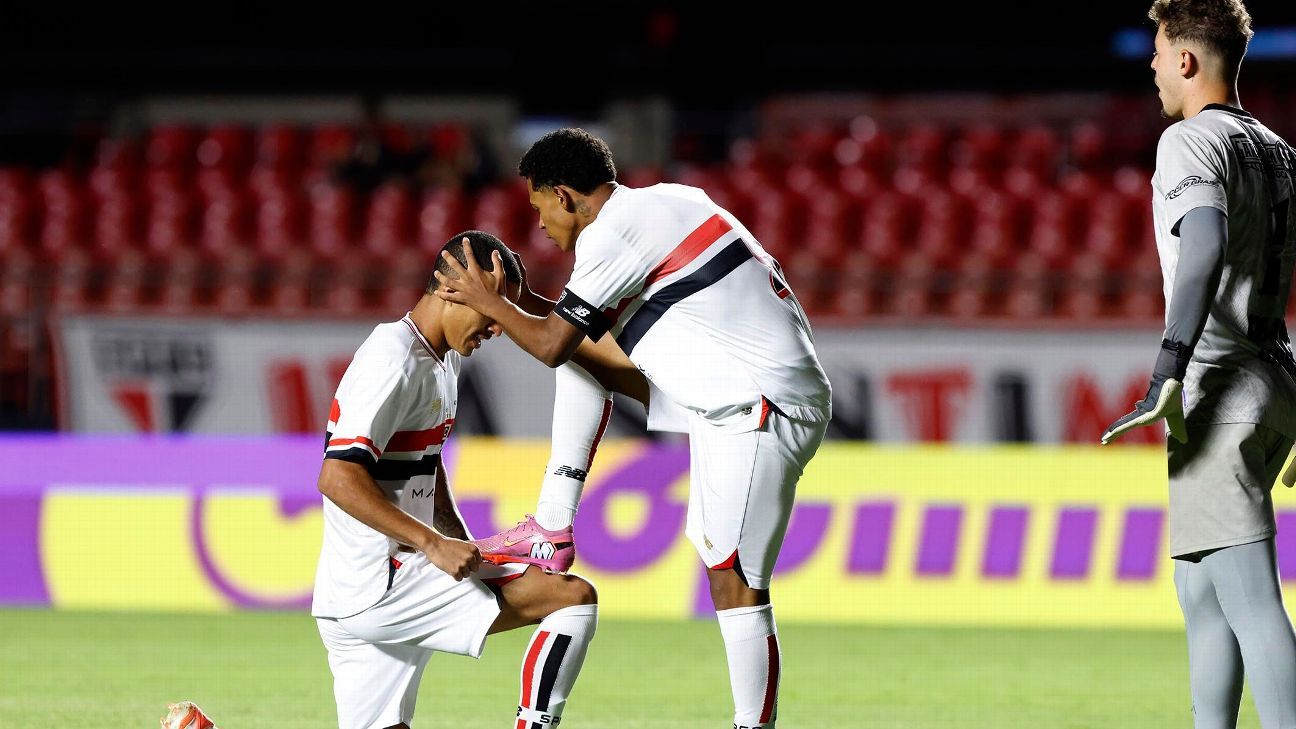 São Paulo dá show no Morumbis, elimina 'sensação' Ibrachina e vai em busca do bi da Copinha contra Cruzeiro