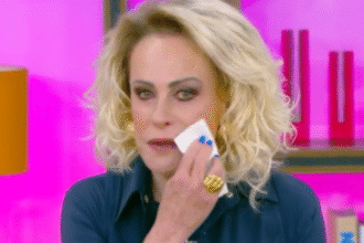 Ana Maria Braga se emociona ao abordar desafios das mulheres no trabalho: 'Lutaram muito'