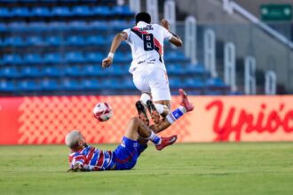 Ferroviário encara Horizonte em busca da liderança do Grupo A do Cearense
