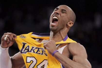 Los Angeles Lakers guard Kobe Bryant reacts after making a three-point shot during the second half of Game 2 of a first-round NBA playoff basketball game against the Denver Nuggets, Los Angeles, U.S., April 23, 2008. (AP Photo)