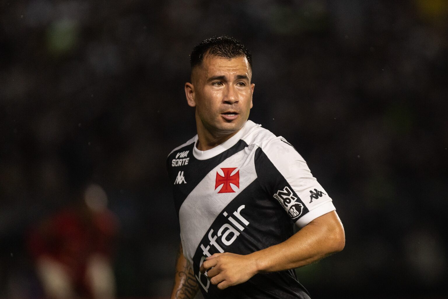 Jean David afirma ter bancado comissão para ir ao Vasco; clube investiga Jean David diz que pagou comissão por ida ao Vasco do próprio bolso; clube nega e abre investigação