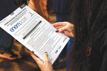 Notas de corte aumentam em meio à mudança para aceitar pontuação das últimas três edições do Enem