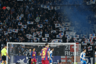 de cartulinas de ratas al paradón de la Liga