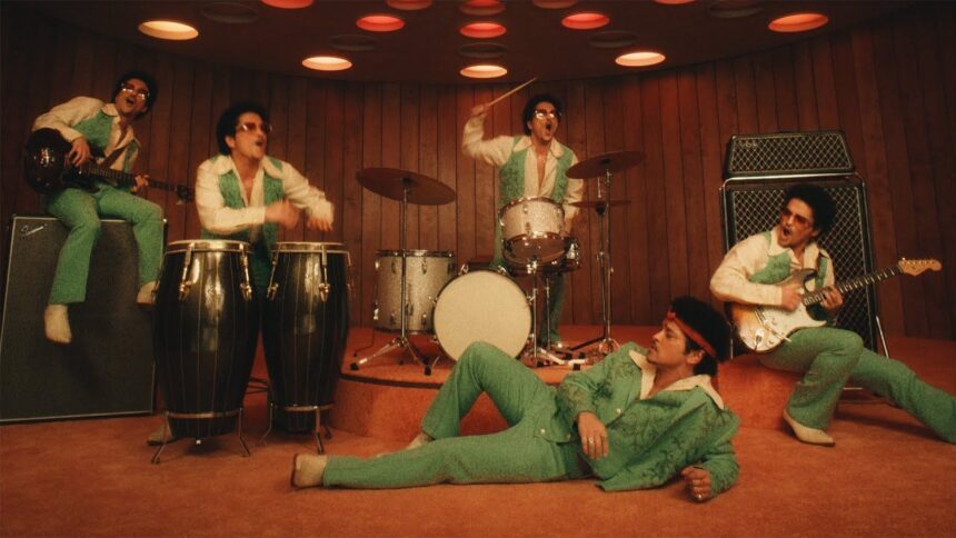 Bruno Mars lança clipe da nova música "I Just Might" Watch Bruno Mars’ Video for New Song “I Just Might”