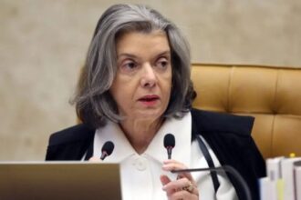 Cármen Lúcia rejeita ação contra novas regras do saque-aniversário do FGTS