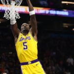 JJ Redick Insinuates Deandre Ayton Frustrated With Lack Of Touches