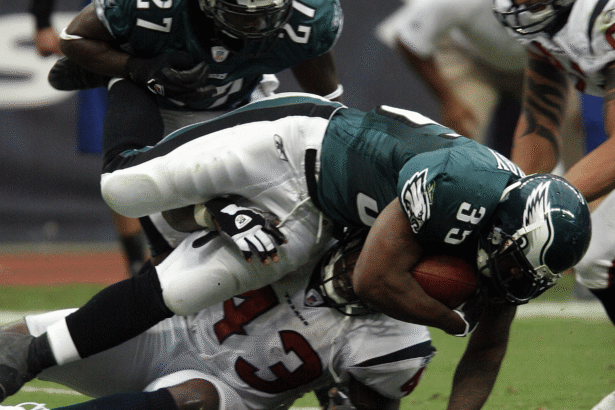 Onde assistir Eagles x Commanders no jogo da semana 18 da NFL