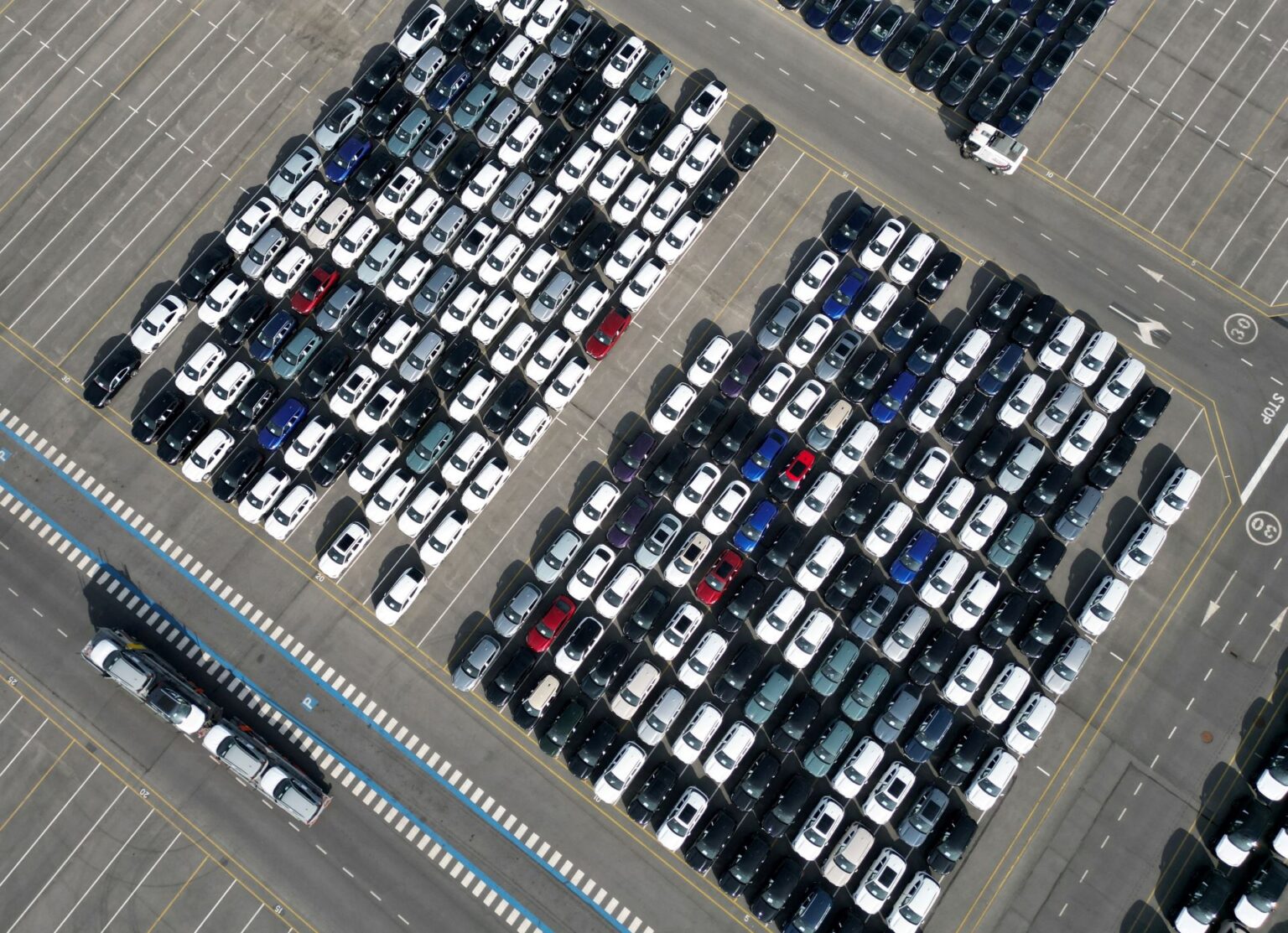 Índia corta tarifas de carros para 40% em pacto com UE