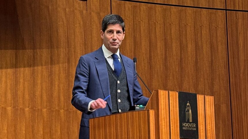 Kevin Warsh: Credibilidade institucional sem disrupção