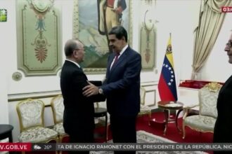 Maduro se reúne com o enviado especial da China em Caracas