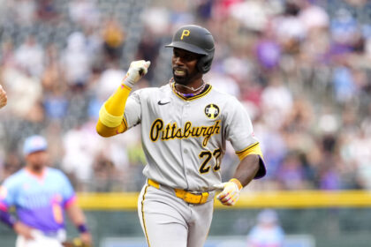 Pirates Open To Re-Signing Andrew McCutchen